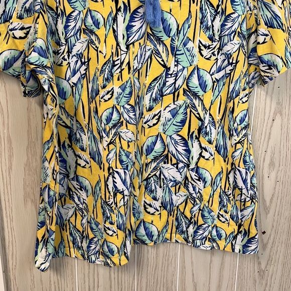 Coral Bay XL short sleeve shirt. Yellow with blue leaf print - Picture 3 of 6